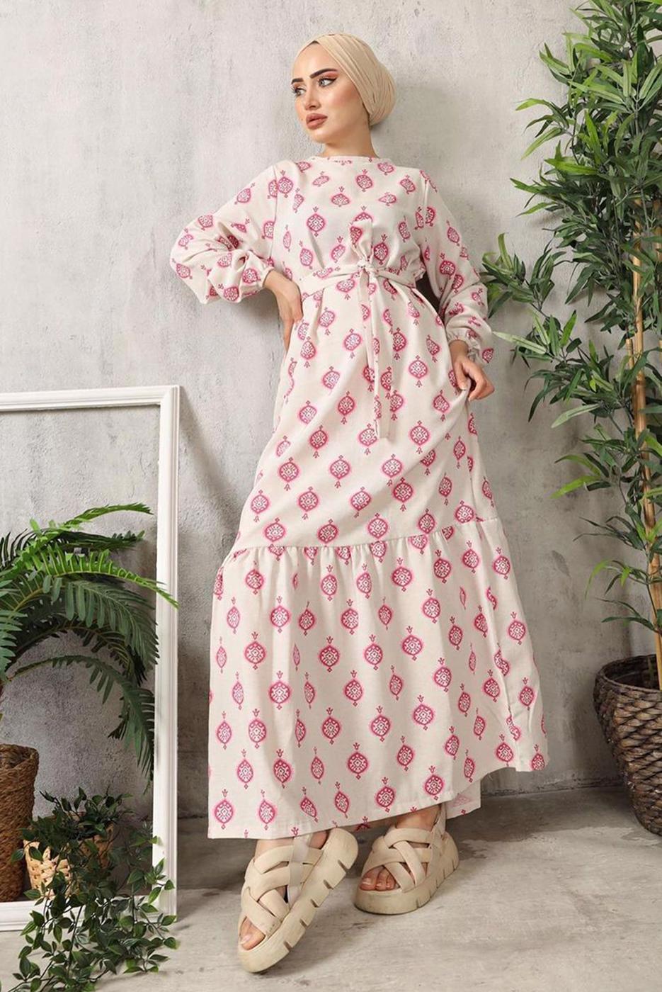 Tesettür giyim PEMBE ETEĞİ BÜZGÜLÜ DESENLİ KETEN ELBİSE 3632 