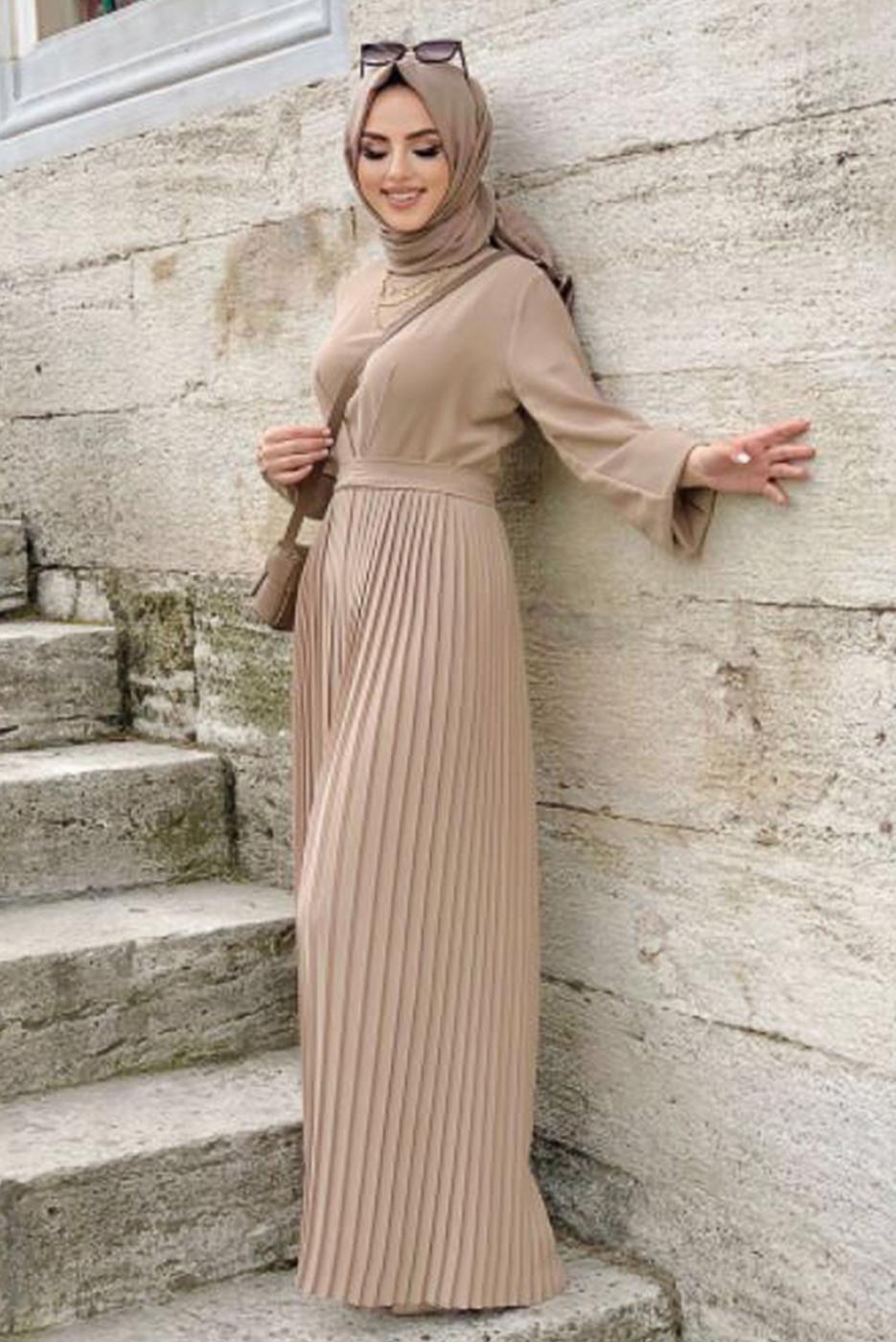 Tesettür giyim VİZON KUŞAKLI PİLİSELİ TULUM T 4073