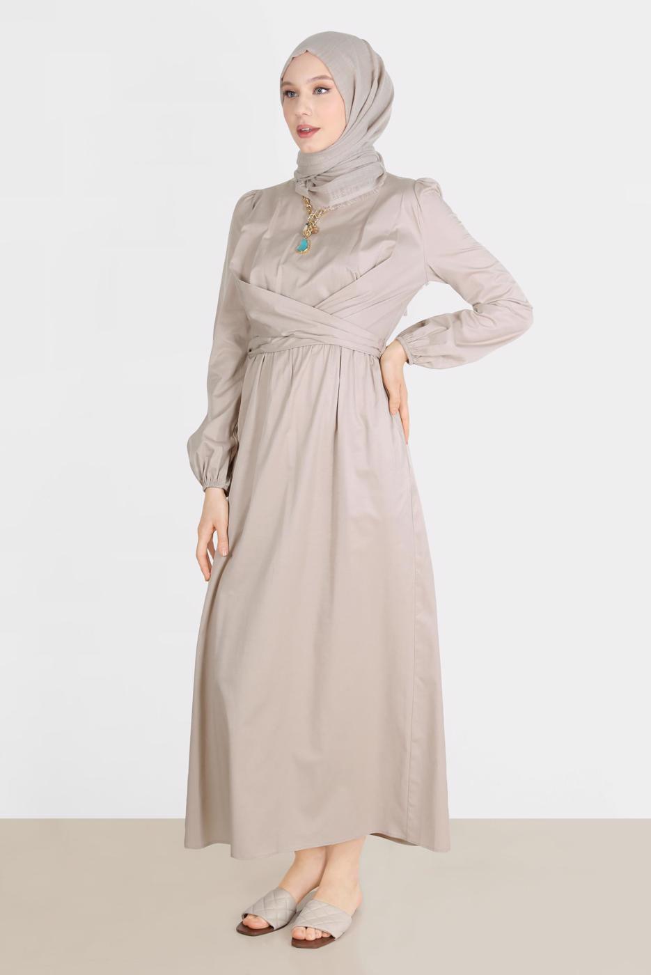 Tesettür giyim BEJ ALVİNA BAĞLAMA DETAYLI ELBİSE T 42611