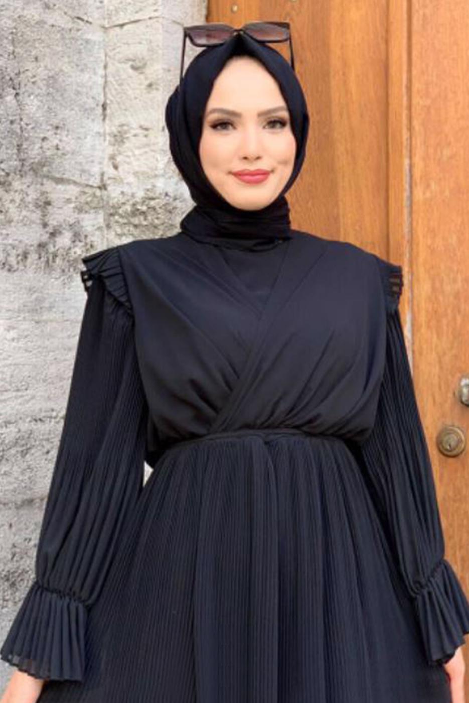 Tesettür giyim SİYAH PİLİSELİ ŞİFON ELBİSE T 4263	