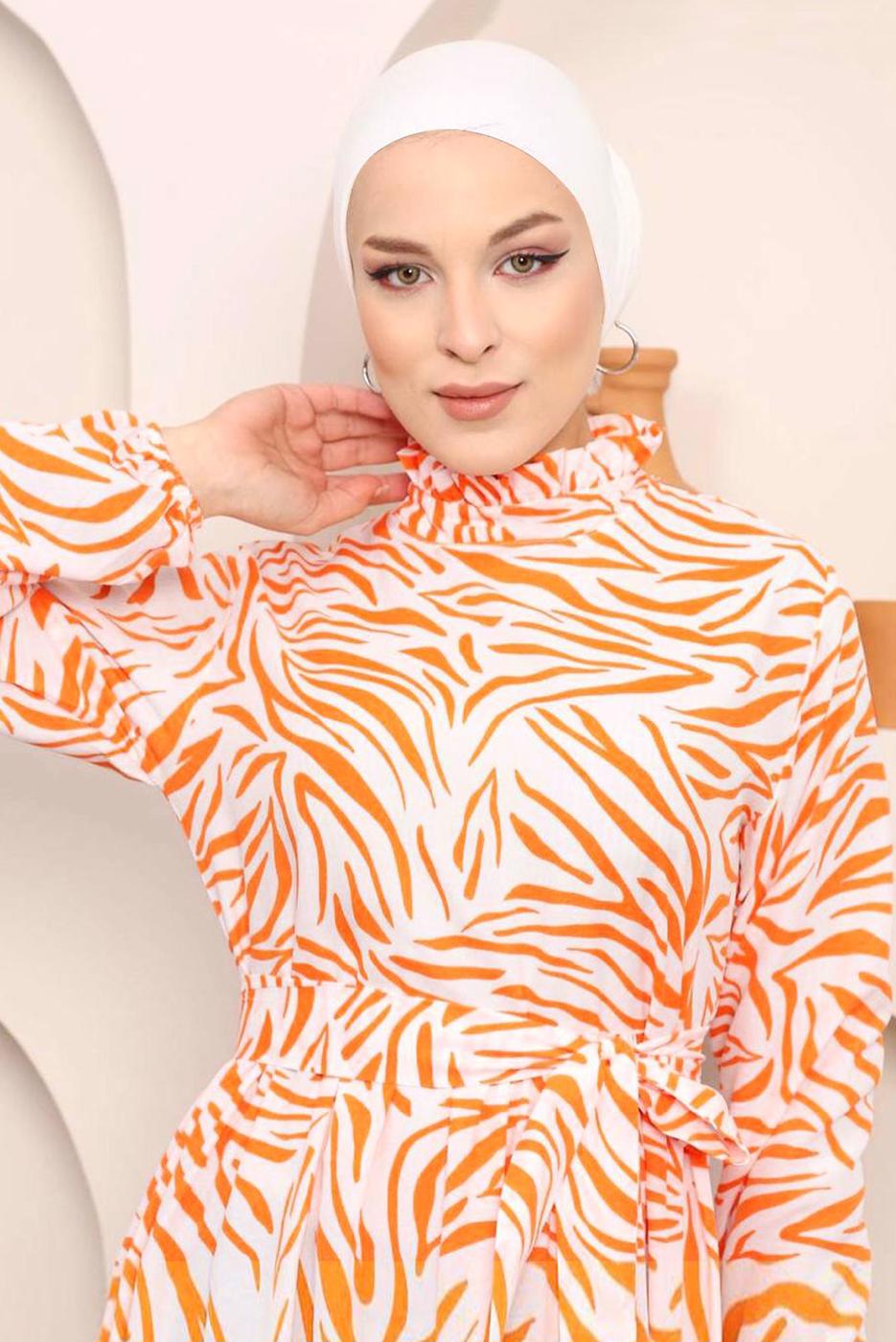 Tesettür giyim TURUNCU ZEBRA DESEN KUŞAKLI PAMUKLU ELBİSE 45001 