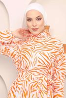 Tesettür giyim TURUNCU ZEBRA DESEN KUŞAKLI PAMUKLU ELBİSE 45001 