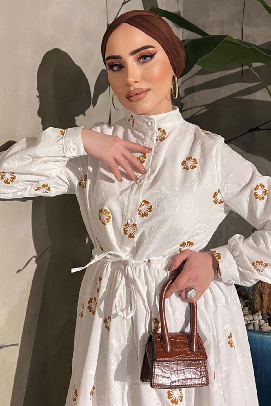 Tesettür giyim KREM ÇİÇEK BASKILI BELİ BÜZGÜLÜ ELBİSE 5137