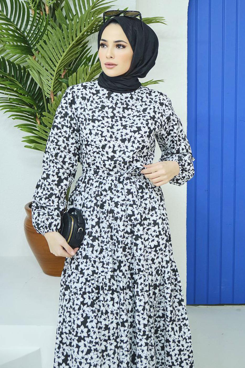 Tesettür giyim SİYAH KUŞAKLI ÇİÇEK DESENLİ ELBİSE 52001 