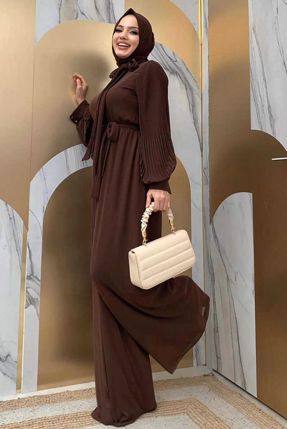 Tesettür giyim KAHVE KOLLARI PİLİSELİ KUŞAKLI TULUM T 7053