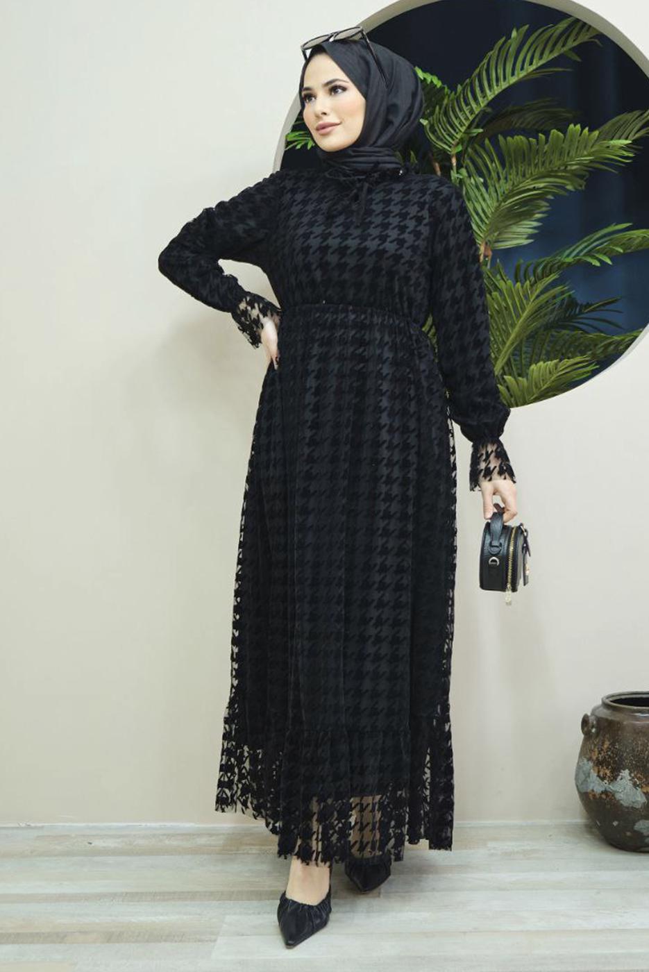 Tesettür giyim SİYAH KOLLARI LASTİKLİ KAZAYAĞI DESENLİ ELBİSE 7464 