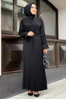 Tesettür giyim SİYAH ETEĞİ PİLİSELİ KEMERLİ ELBİSE 7743 