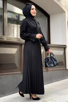 Tesettür giyim SİYAH ETEĞİ PİLİSELİ KEMERLİ ELBİSE 7743 