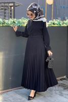 Tesettür giyim SİYAH ETEĞİ PİLİSELİ KEMERLİ ELBİSE 7743 