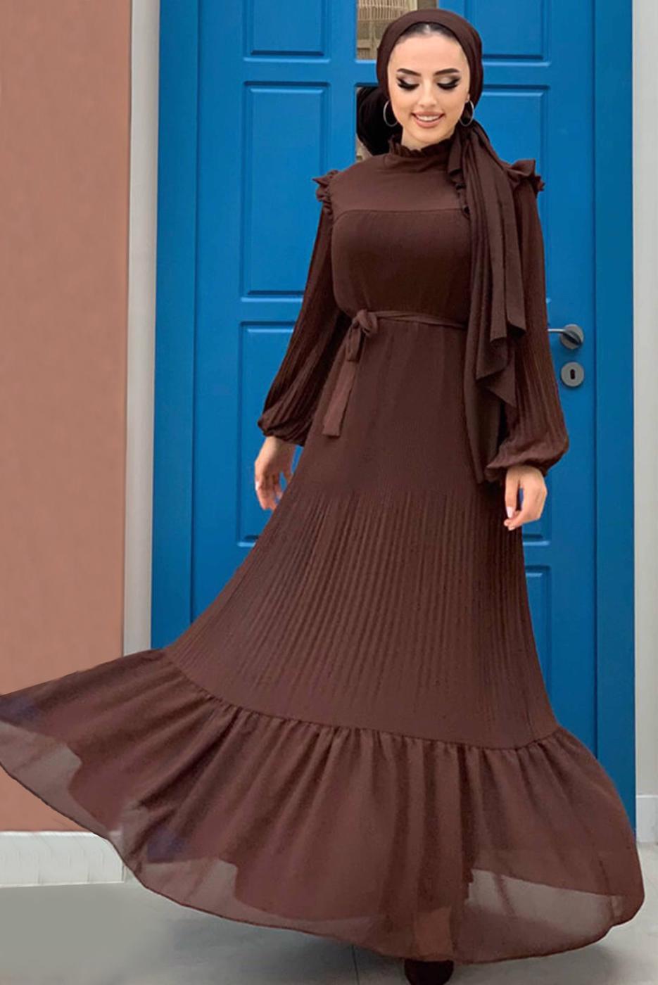 Tesettür giyim KAHVE OMUZLARI FIRFIR DETAYLI PİLİSELİ ELBİSE 8263