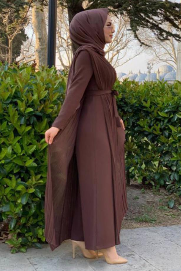 Tesettür giyim KAHVE PİLE DETAYLI KUŞAKLI TULUM T 8943 - TRENDTESETTÜR