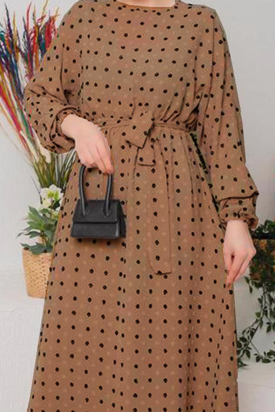 Tesettür giyim TABA BELİ KUŞAKLI PUANTİYELİ ELBİSE 9042 