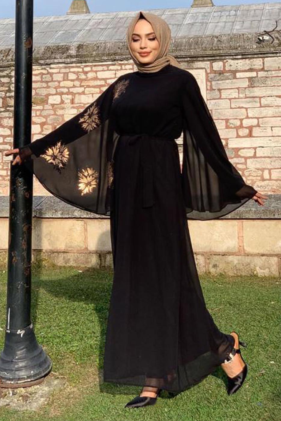 Tesettür giyim SİYAH DESENLİ YARASA KOL ELBİSE T 9353