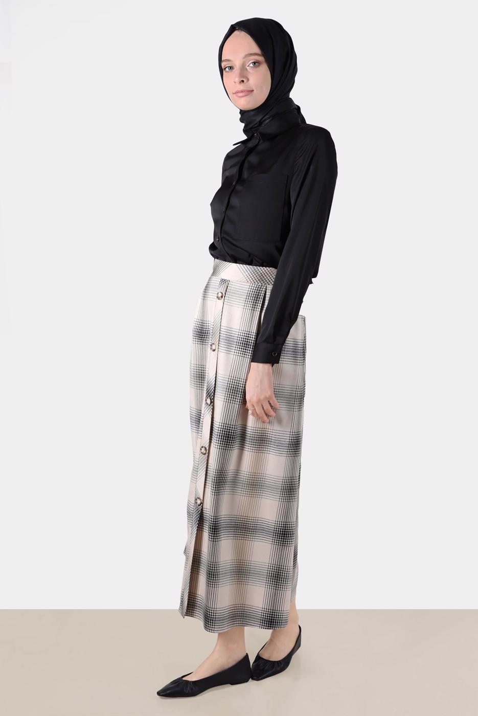 Tesettür giyim BEJ ALVİNA EKOSE DESENLİ ETEK T 60266