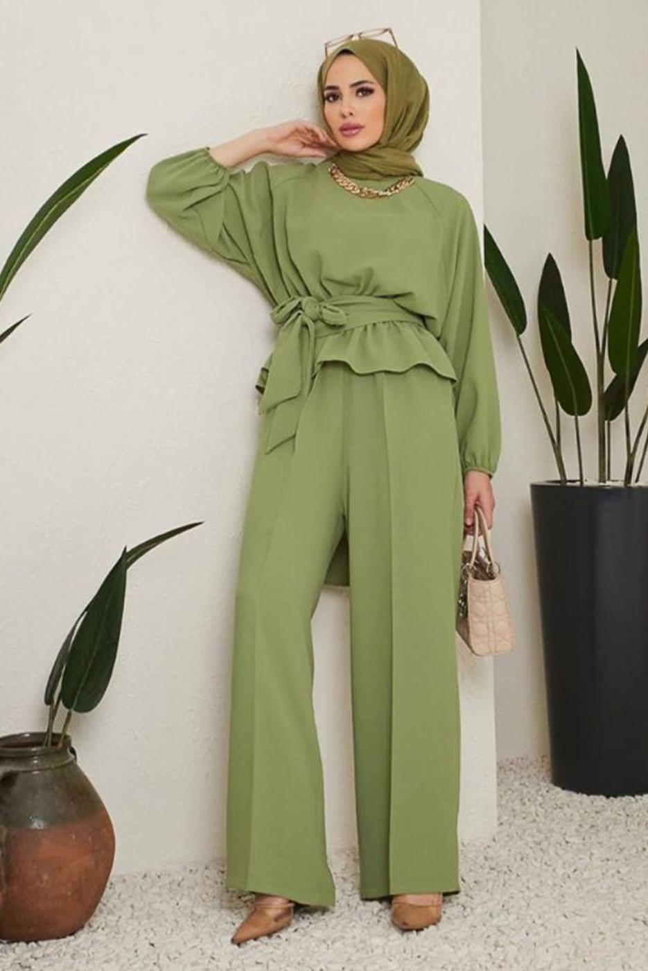 Tesettür giyim YEŞİL ZİNCİR DETAYLI BELDEN BAĞLAMALI İKİLİ PANT. TAKIM 73051	