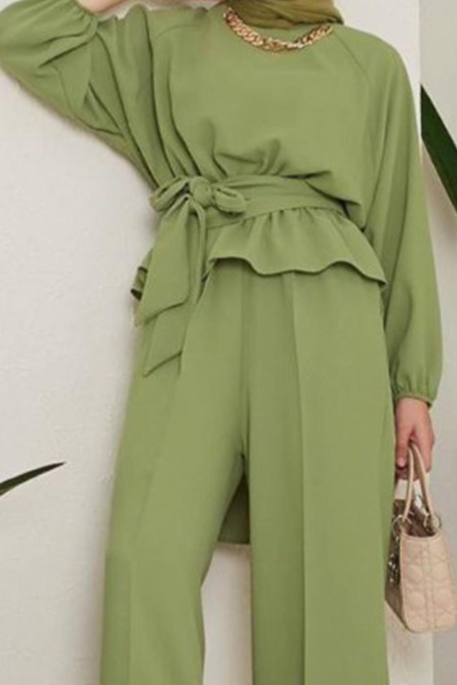 Tesettür giyim YEŞİL ZİNCİR DETAYLI BELDEN BAĞLAMALI İKİLİ PANT. TAKIM 73051	