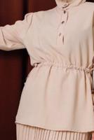 Tesettür giyim BEJ PİLELİ ETEKLİ TAKIM 2942 