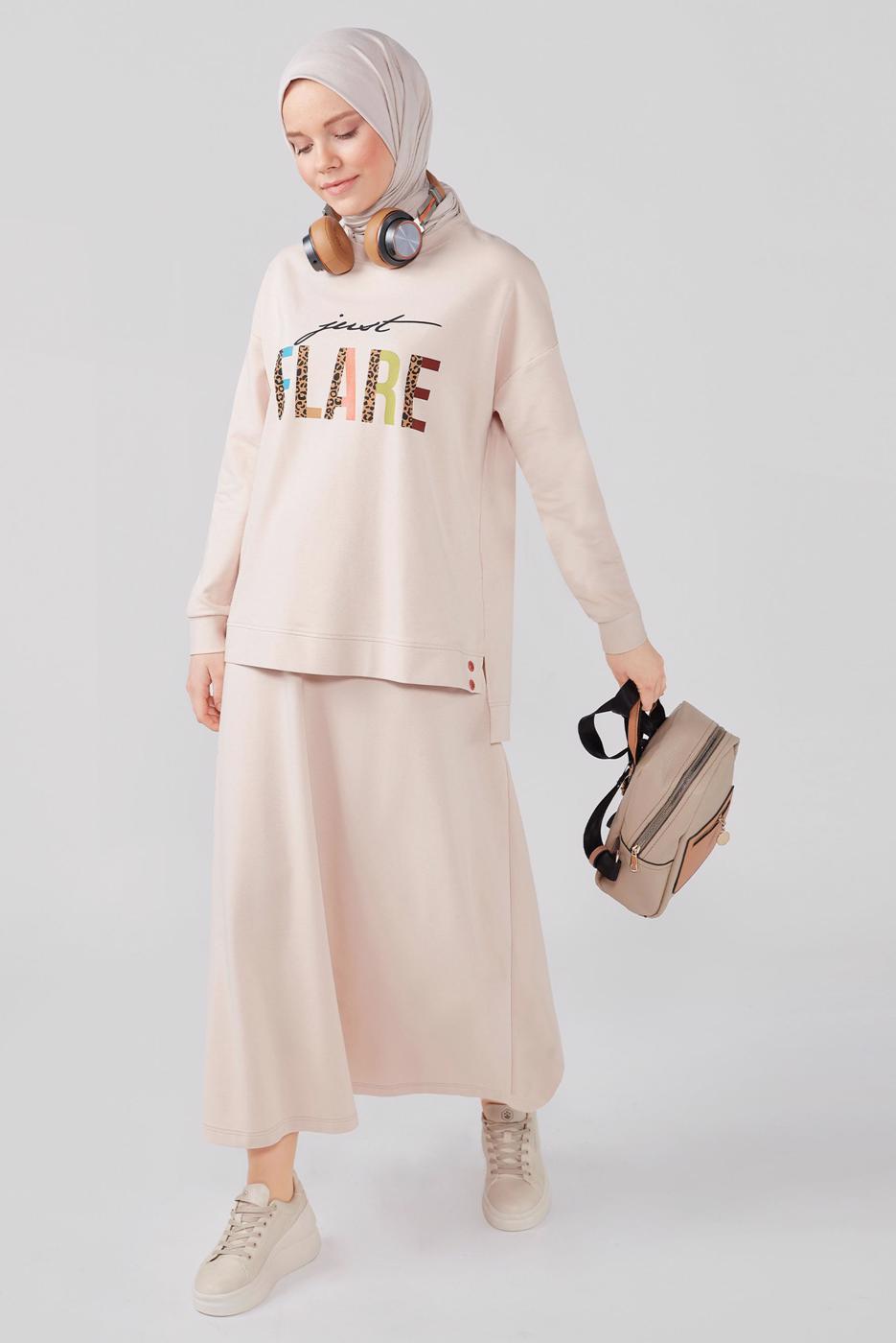Tesettür giyim BEJ ALVİNA YAZI BASKILI ETEKLİ TAKIM T 42657 