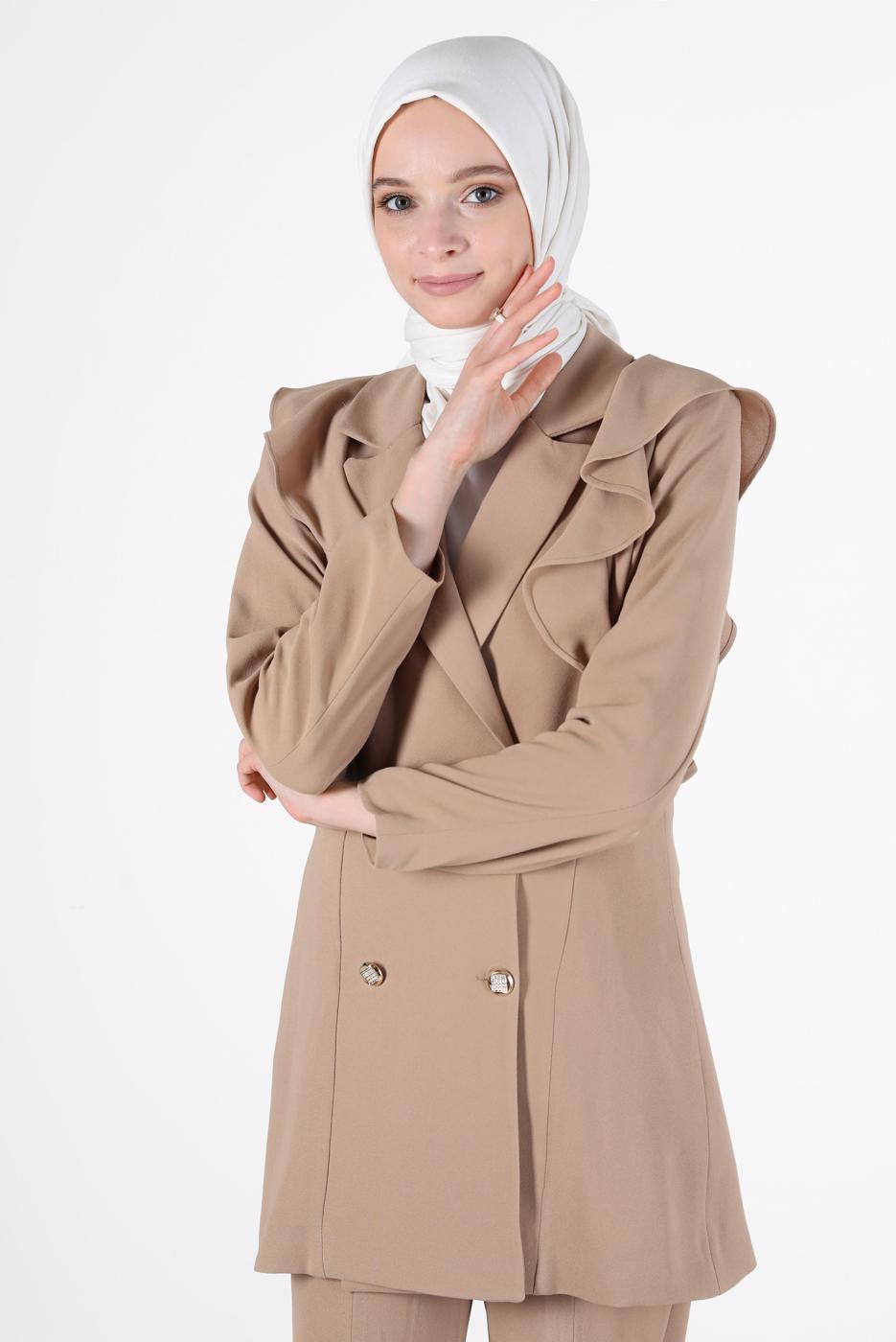 Tesettür giyim BEJ DÜĞMELİ VOLANLI PANT. TAKIM 04051	
