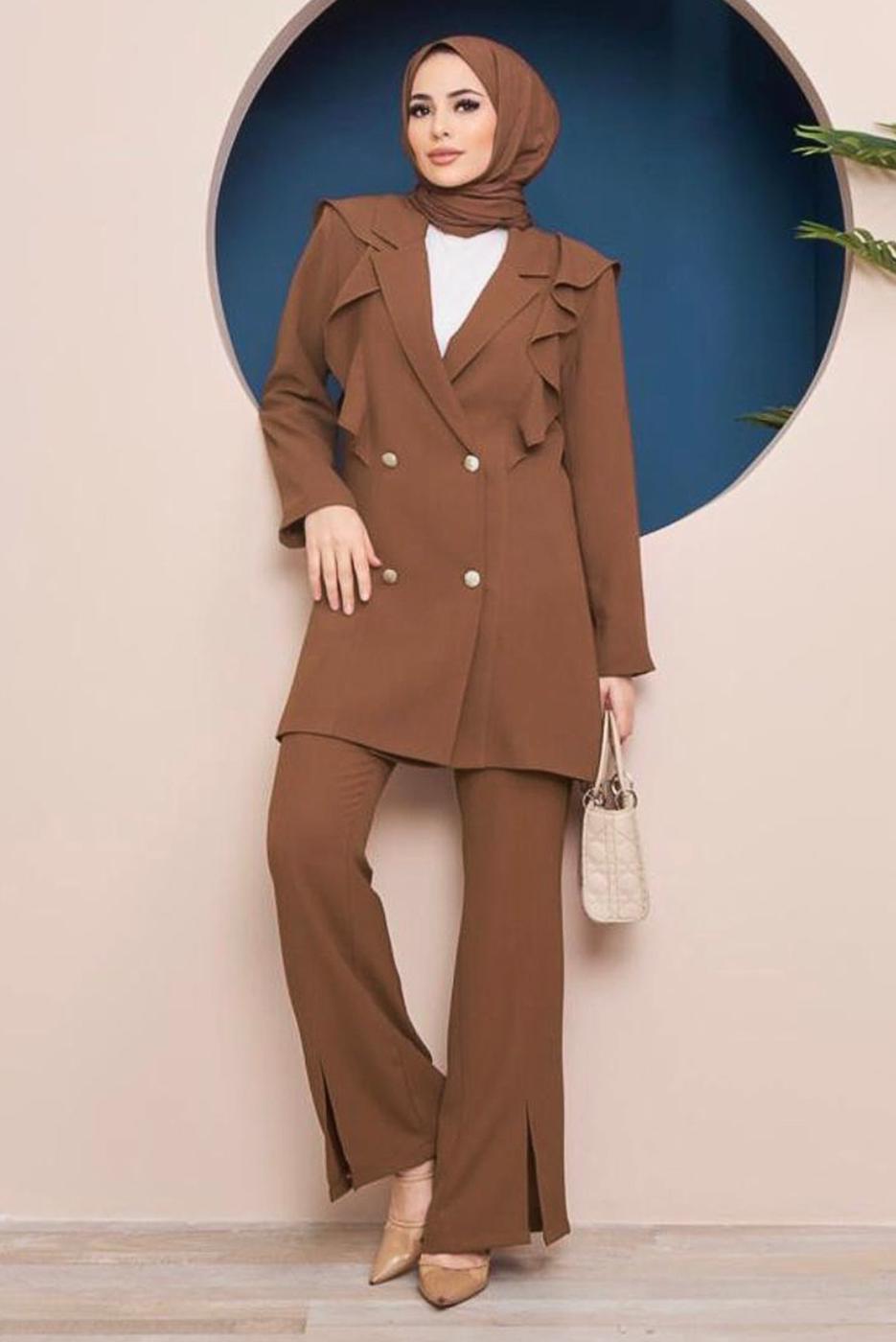 Tesettür giyim KAHVE DÜĞMELİ VOLANLI PANT. TAKIM 04051	