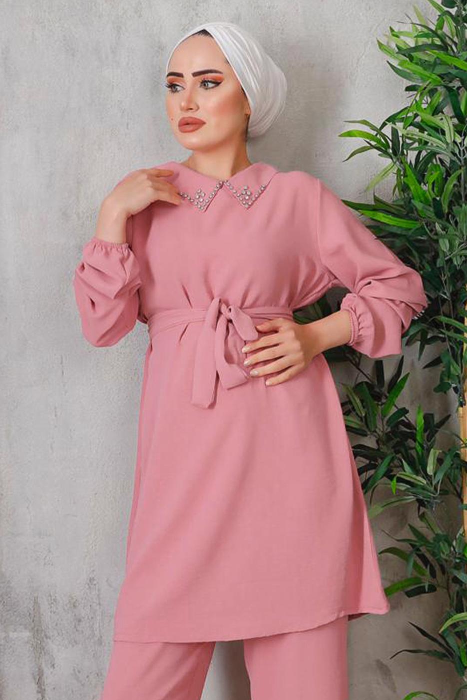 Tesettür giyim PUDRA YAKASI TAŞ DETAYLI PANT. TAKIM 1952  