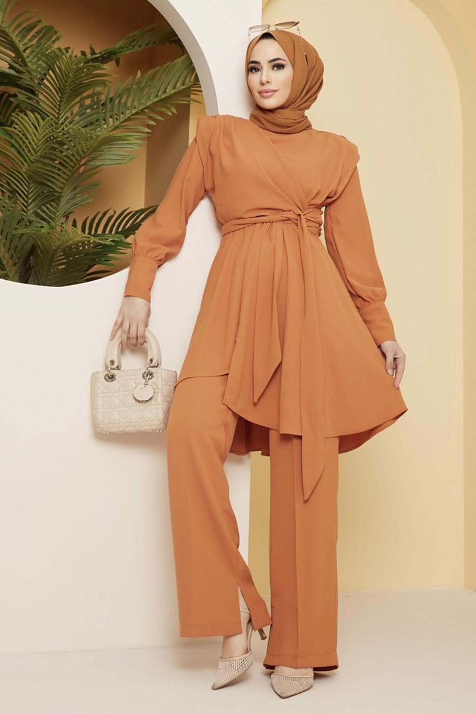 Vêtements hijab ORANGE ENSEMBLE PANTALON COUPE ASYMETRIQUE CEINTURE 20002