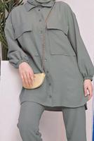 Tesettür giyim YEŞİL CEPLİ DÜĞMELİ PANT. TAKIM 24051 