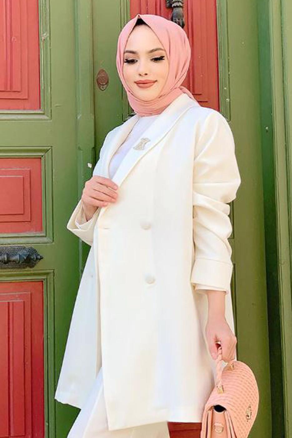 Tesettür giyim EKRU KRUVAZE YAKA PANTOLONLU TAKIM T 3928