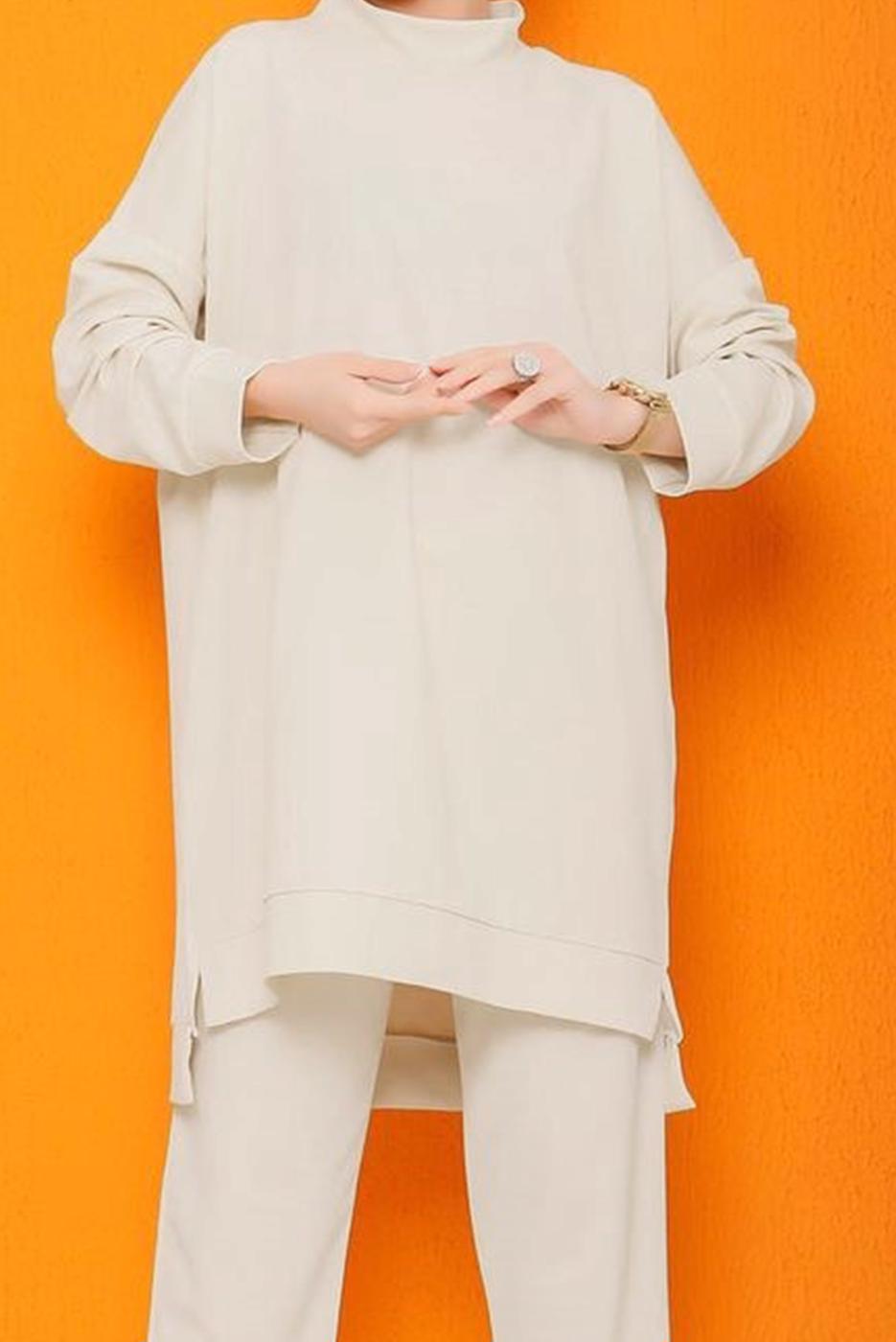 Tesettür giyim KREM DİK YAKALI İKİLİ PANTOLONLU TAKIM 4222 