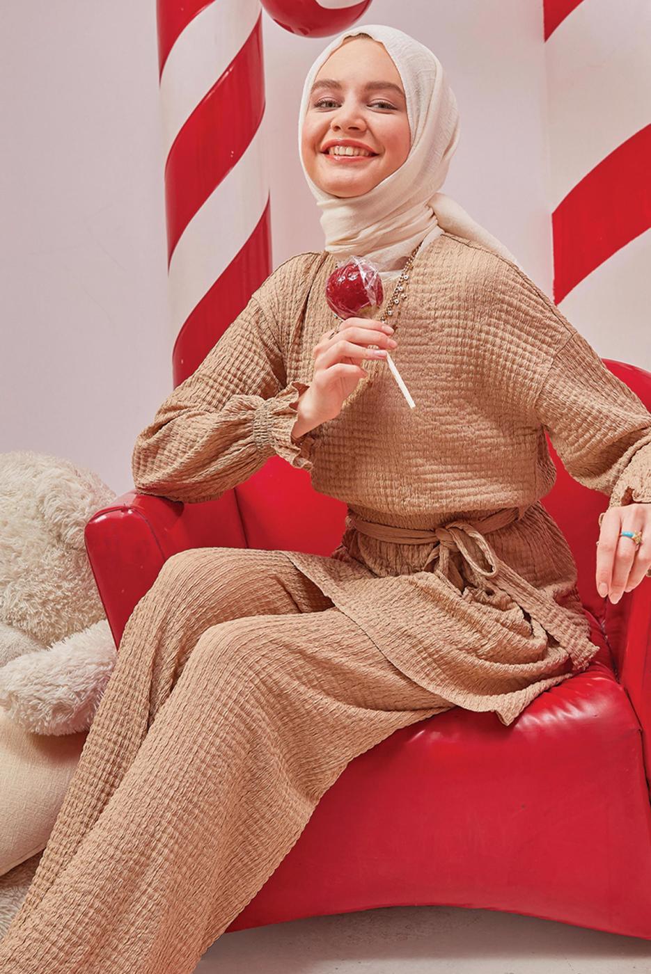 Tesettür giyim KAHVE ALVİNA WAFFLE EFEKTLİ PANTOLONLU TAKIM T 42716