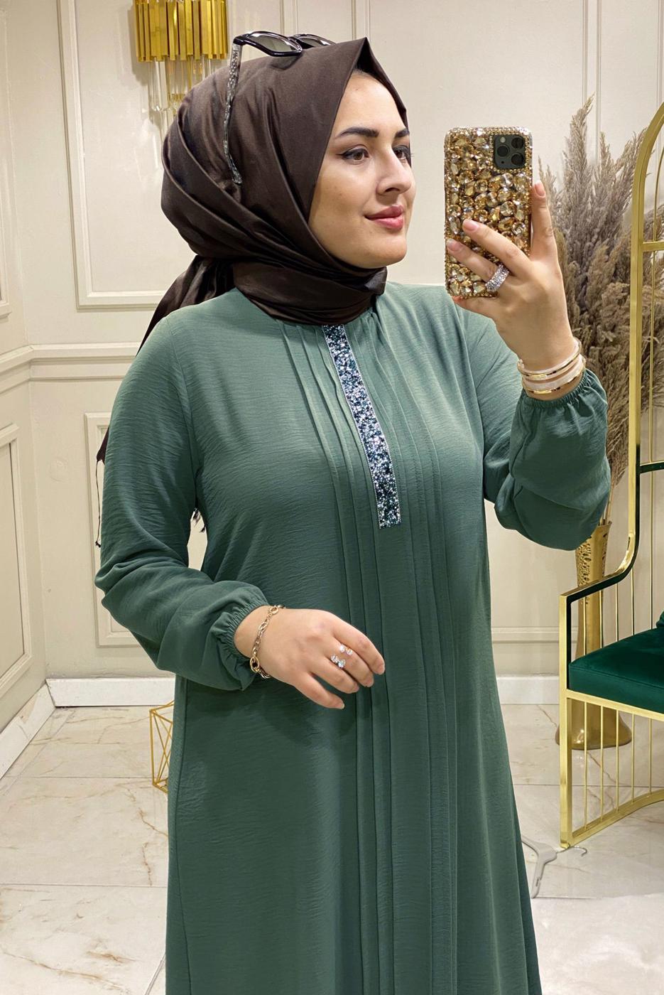 Tesettür giyim YEŞİL MANŞETLERİ LASTİKLİ TAŞLI PANTOLONLU TAKIM 5055