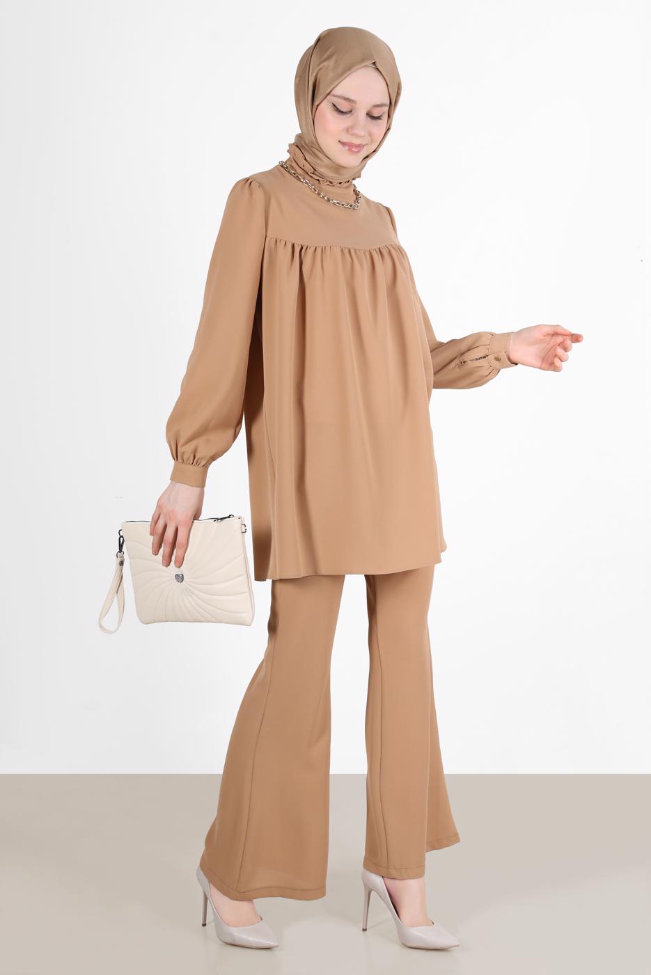 Tesettür giyim KAHVE YAKASI FIRFIRLI BÜZGÜLÜ PANT. TAKIM 53835 