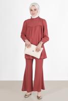 Tesettür giyim KIRMIZI YAKASI FIRFIRLI BÜZGÜLÜ PANT. TAKIM 53835 