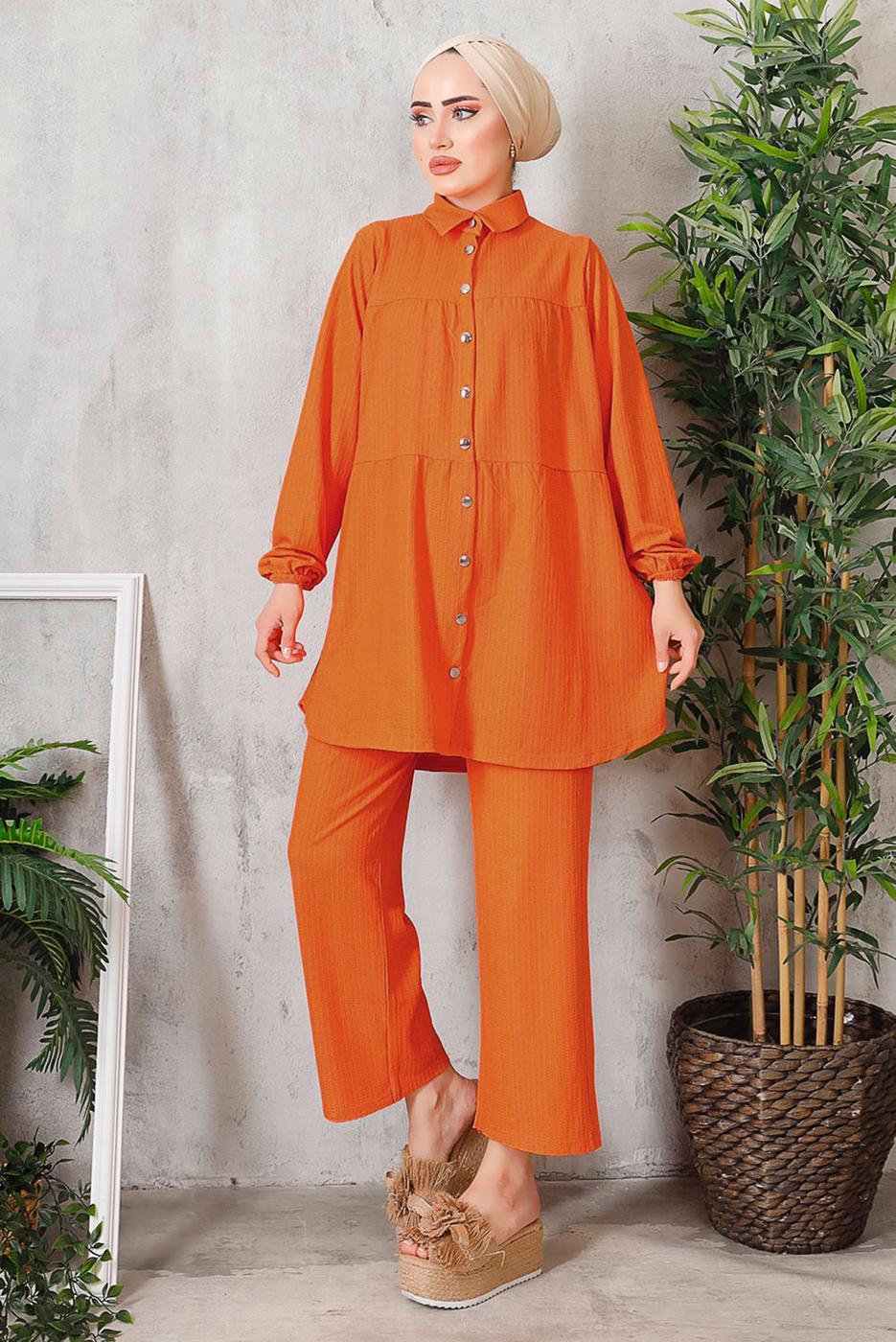 Tesettür giyim TURUNCU DÜĞMELİ BÜRÜMCÜK DETAYLI TAKIM 7252	
