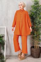 Tesettür giyim TURUNCU DÜĞMELİ BÜRÜMCÜK DETAYLI TAKIM 7252	
