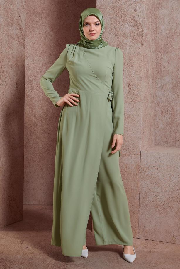 Tesettür giyim YEŞİL ALVİNA BAĞLAMA DETAYLI TULUM T 42885 - TRENDTESETTÜR