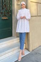 Tesettür giyim BEYAZ ÇİÇEK DESENLİ TUNİK 341  