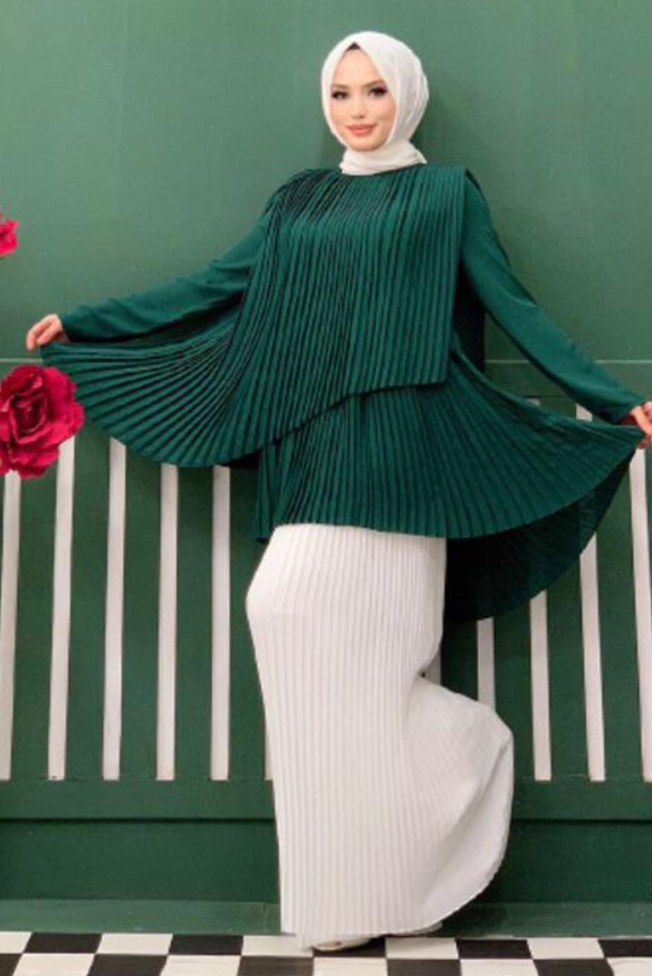 Tesettür giyim YEŞİL ASİMETRİK KESİM PİLİSELİ TUNİK 3632 