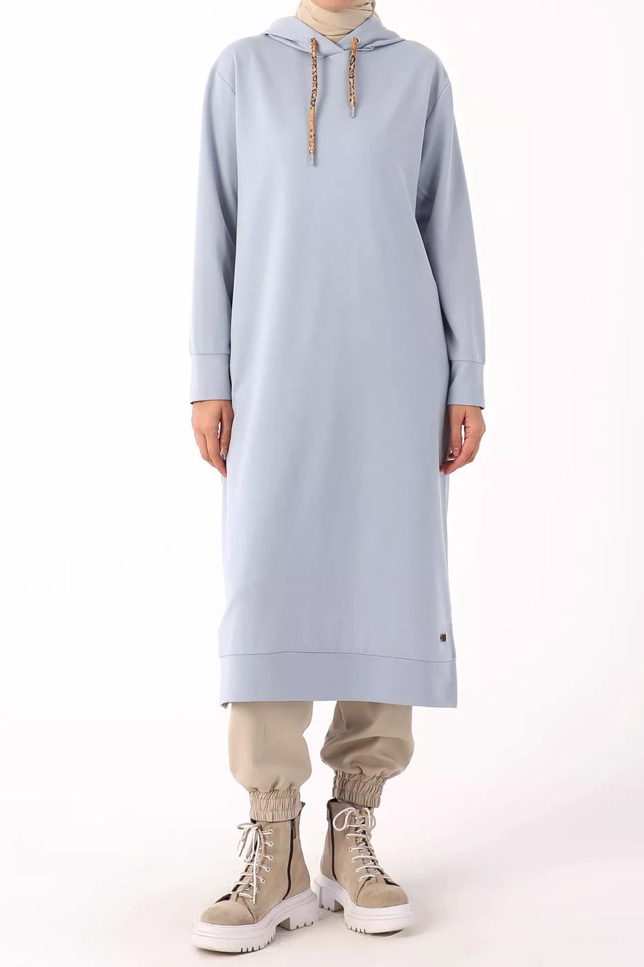 Tesettür giyim MAVİ LEOPAR BAĞCIKLI KAPÜŞONLU TUNİK 38005 