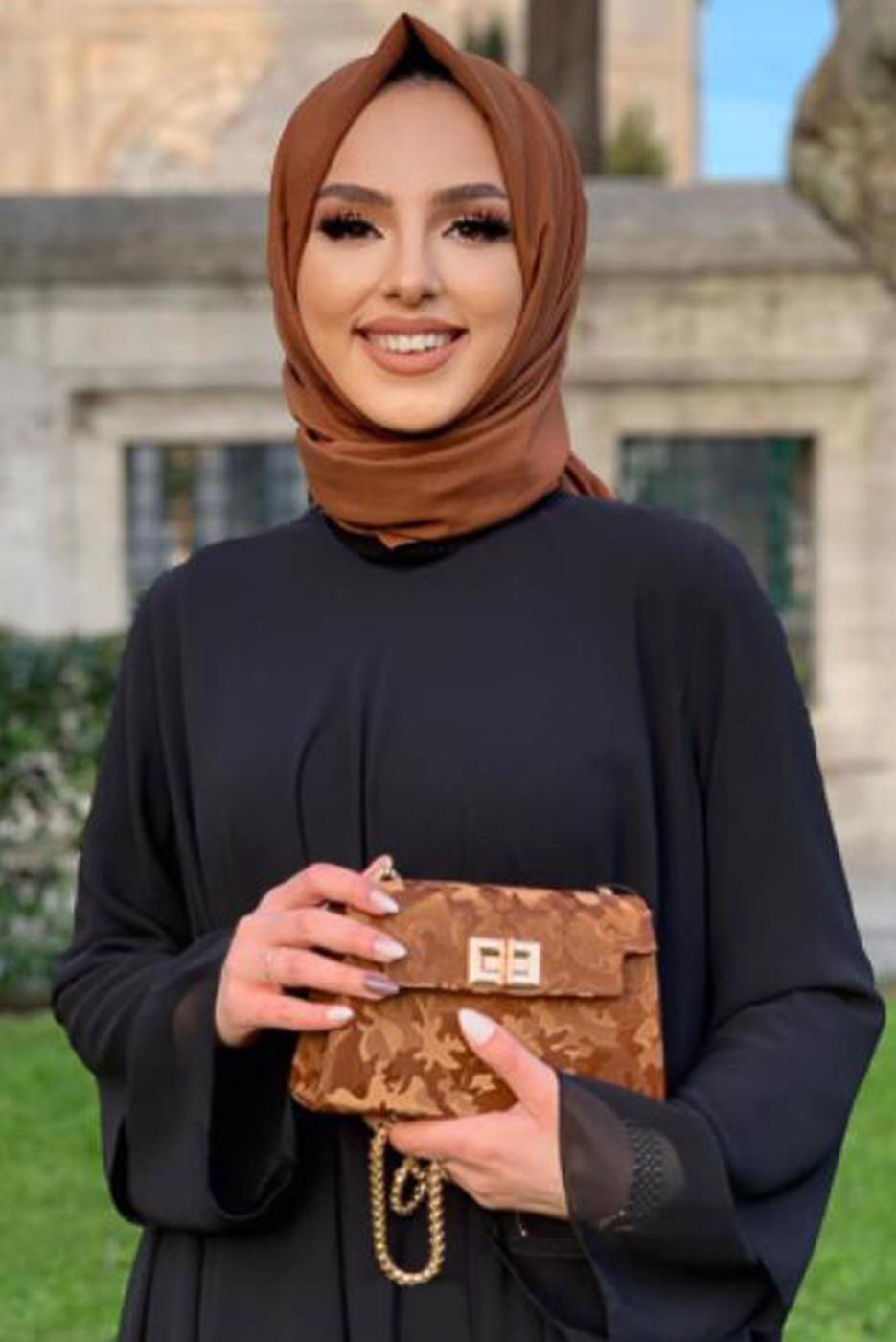 Tesettür giyim SİYAH ŞİFON SALAŞ TUNİK 3803