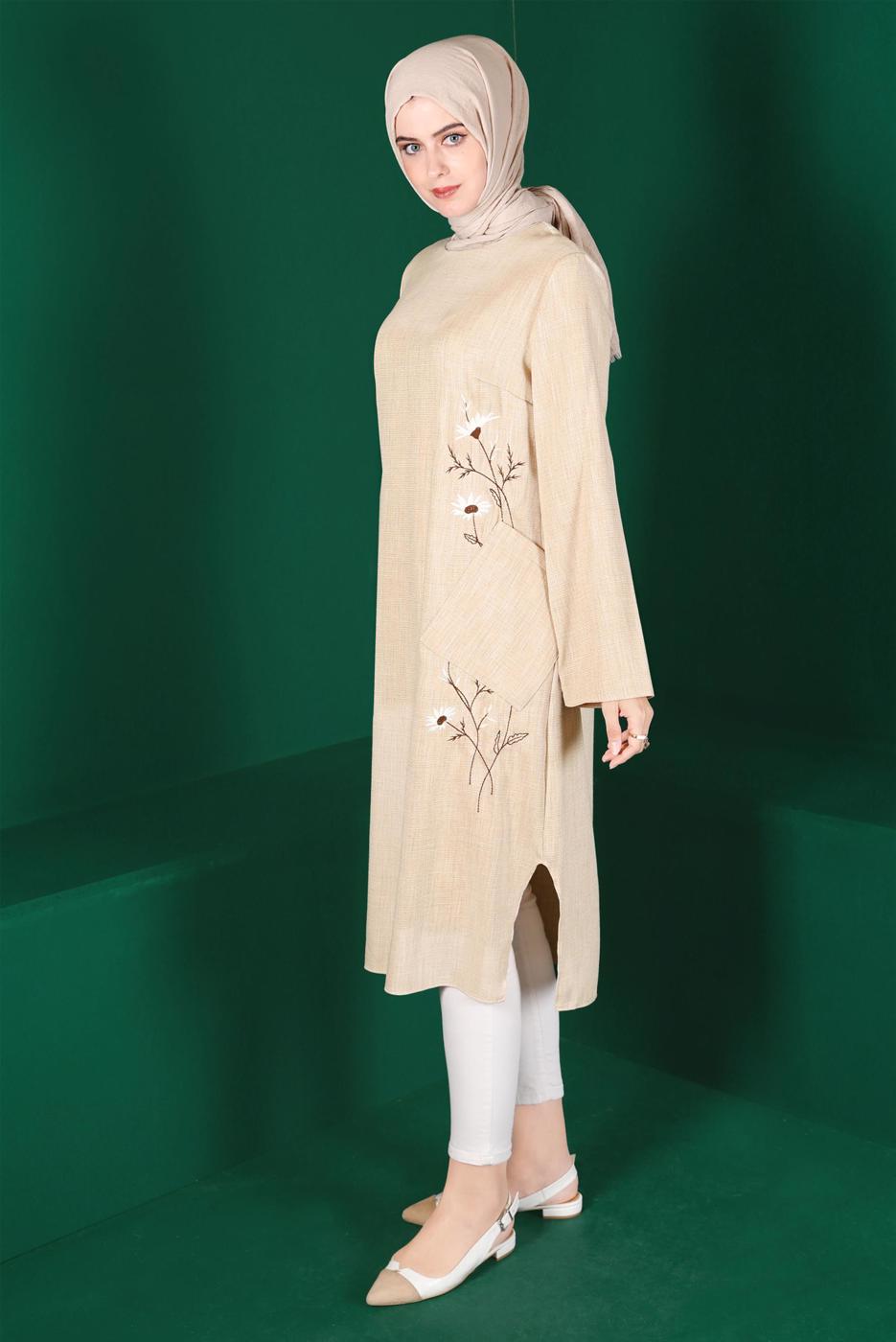 Tesettür giyim BEJ ALVİNA ÇİÇEK NAKIŞLI TUNİK T 42834