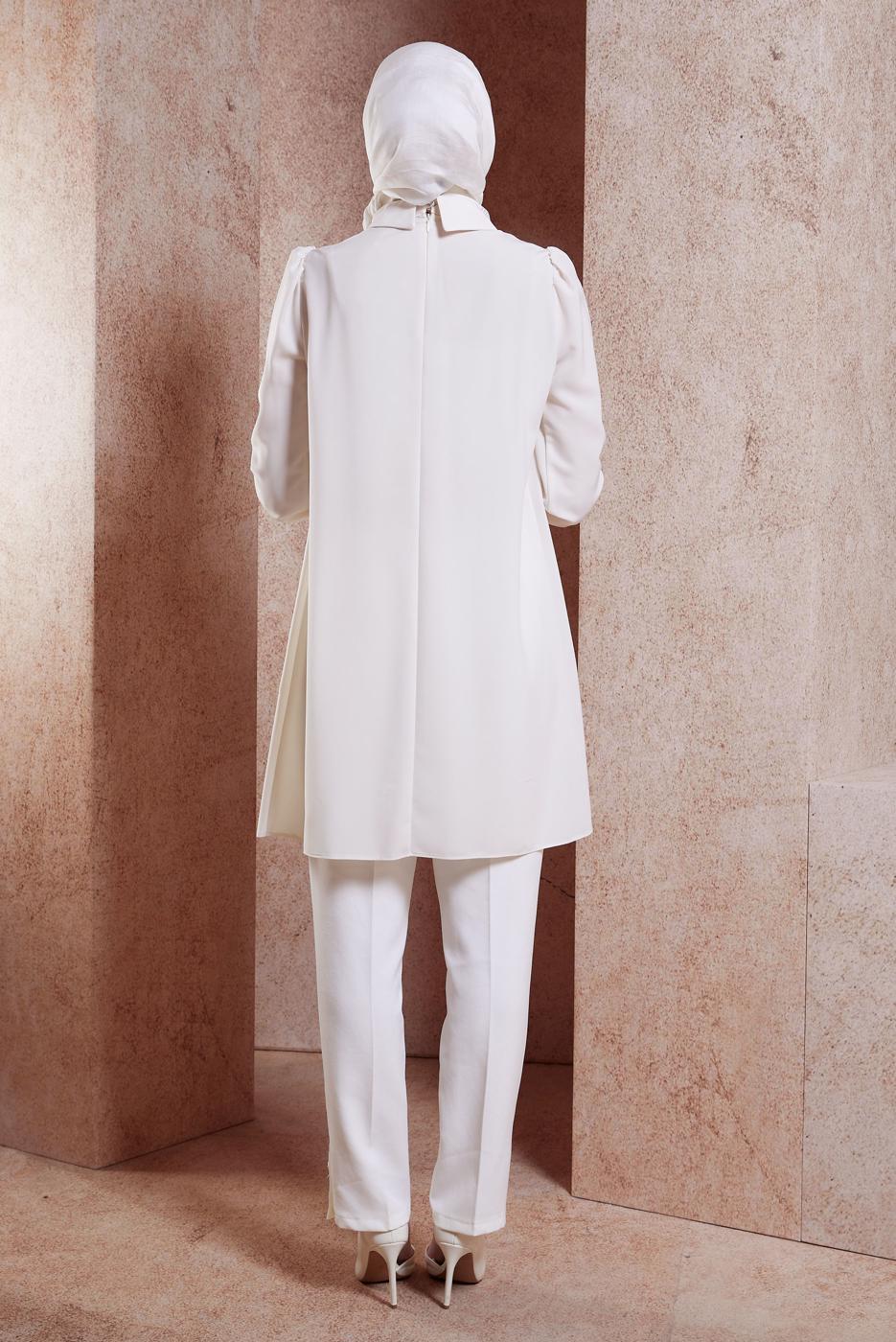 Tesettür giyim EKRU ALVİNA TAŞ DETAYLI TUNİK T 42902