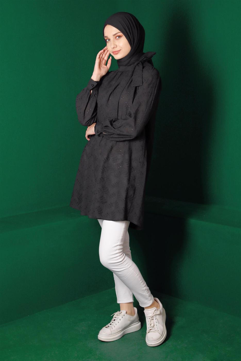 Tesettür giyim SİYAH ALVİNA BAĞLAMA DETAYLI FİSTOLU TUNİK T 42927