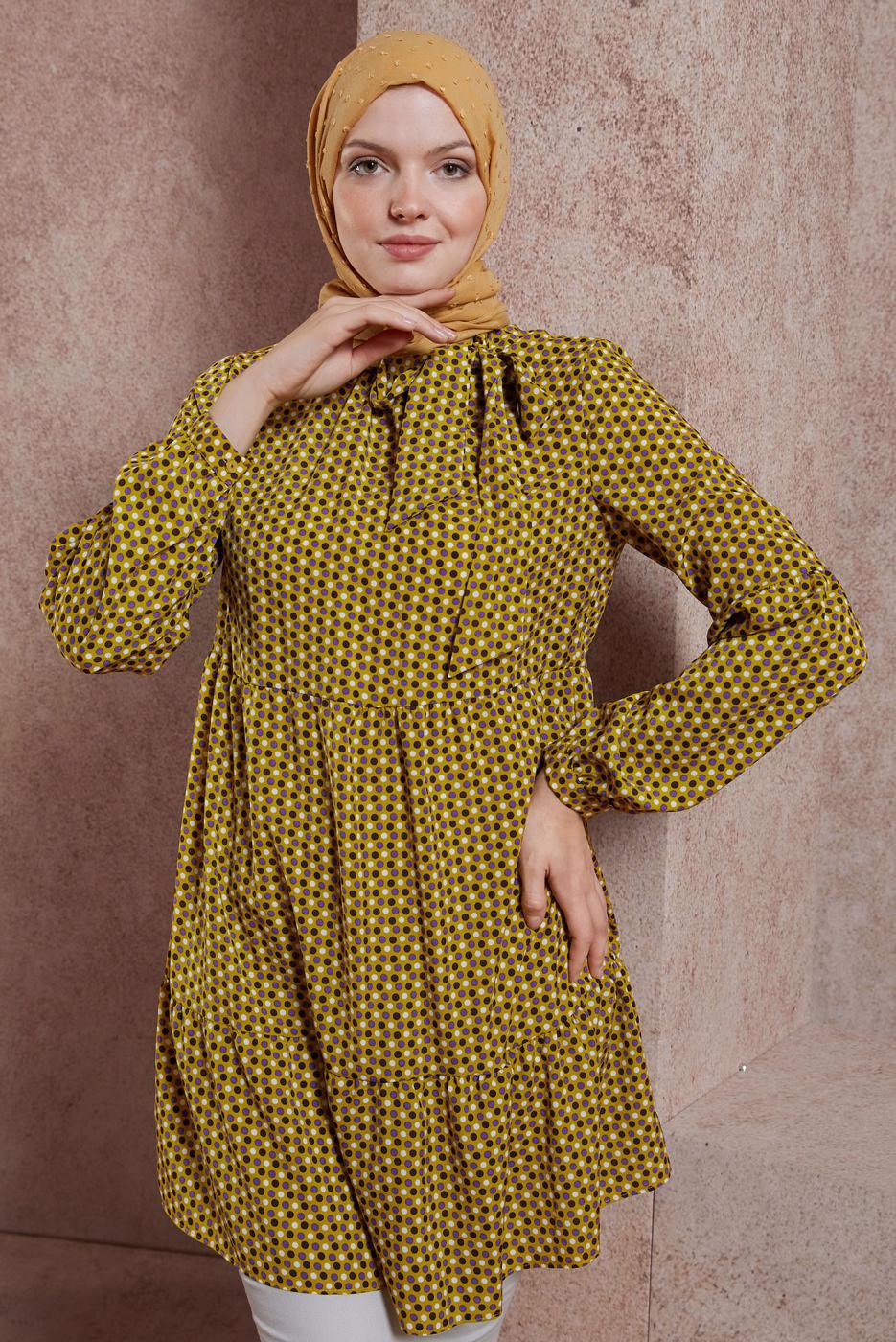 Tesettür giyim YEŞİL ALVİNA PUANTİYE DESENLİ TUNİK T 42932