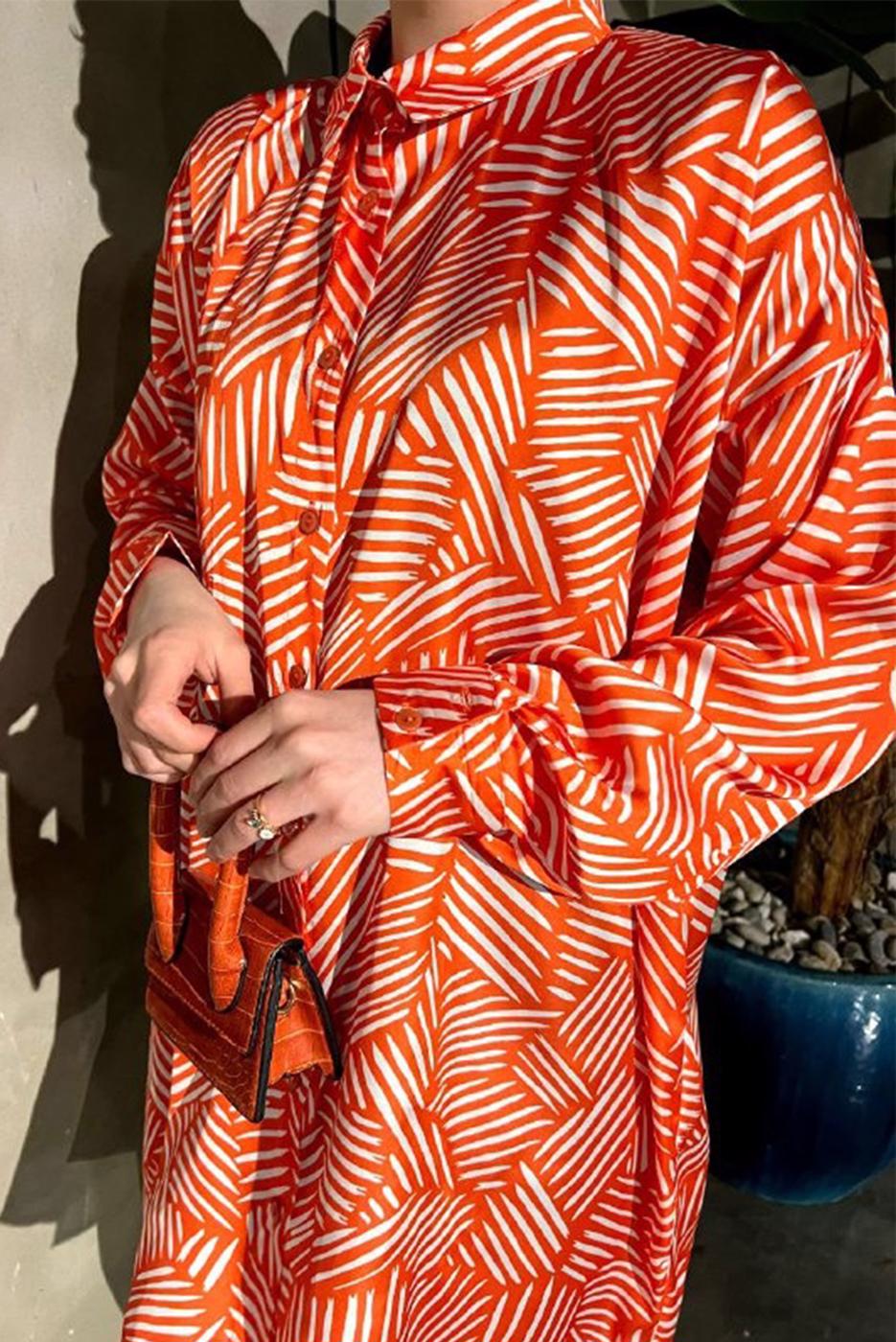 Tesettür giyim TURUNCU ÇİZGİLİ SATEN TUNİK 551-2