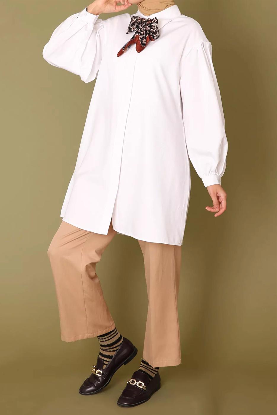 Tesettür giyim BEYAZ GİZLİ DÜĞMELİ BALON KOL TUNİK 66015 