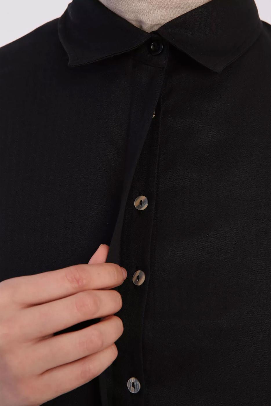 Tesettür giyim SİYAH GENİŞ KESİM GİZLİ DÜĞMELİ TUNİK 82805 