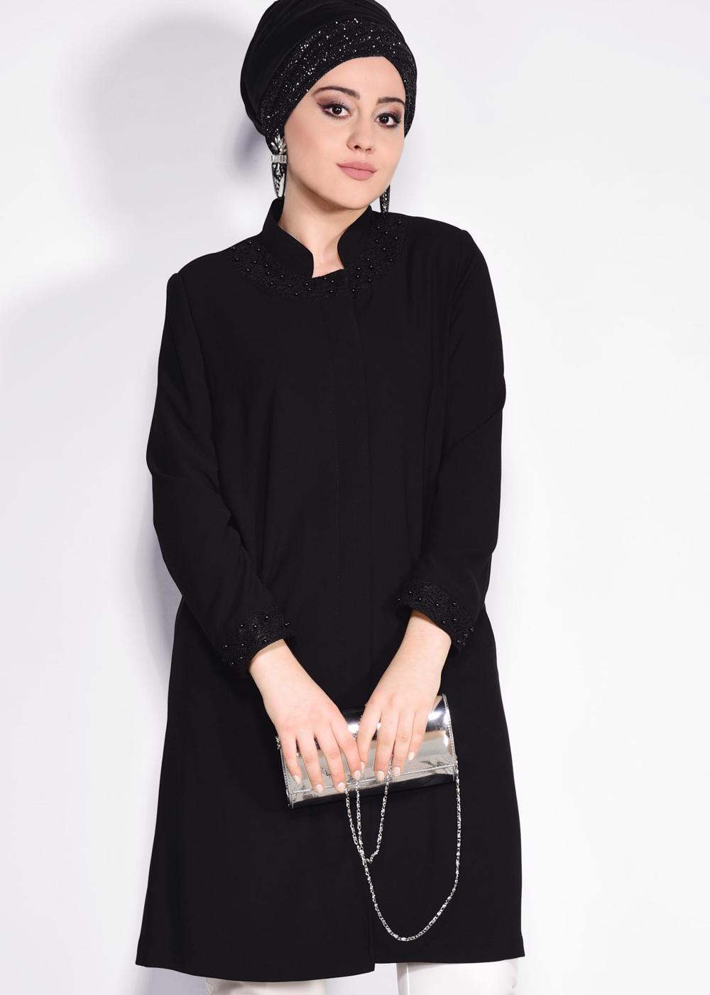 Tesettür giyim SİYAH MANŞET VE YAKASI GÜPÜR İŞLEMELİ TRENÇKOT 1288	