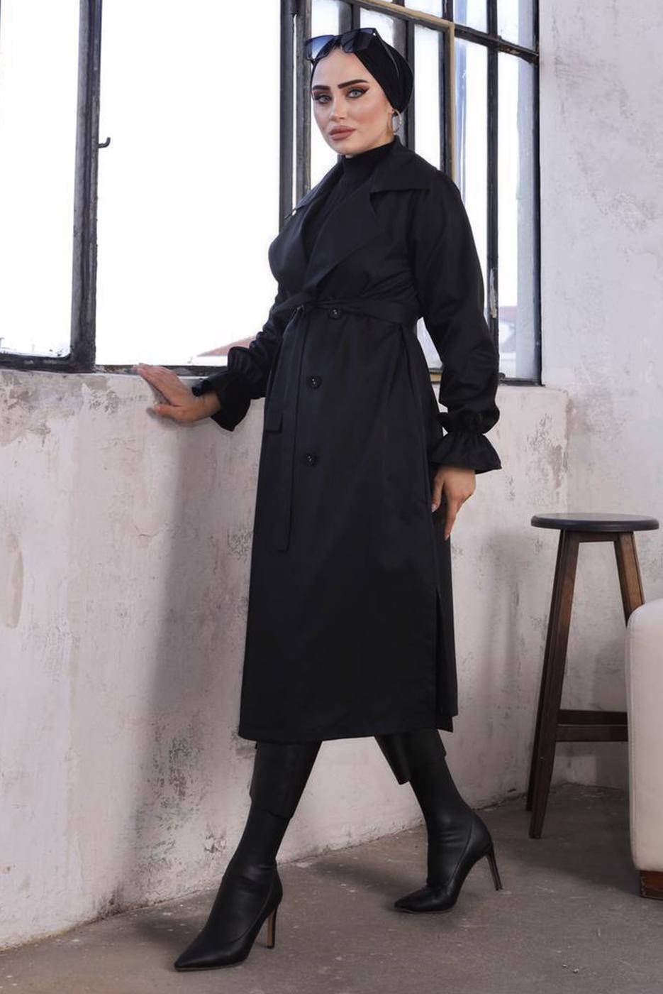 Tesettür giyim SİYAH DÜĞMELİ MANŞETLERİ LASTİKLİ TRENÇKOT T 8029