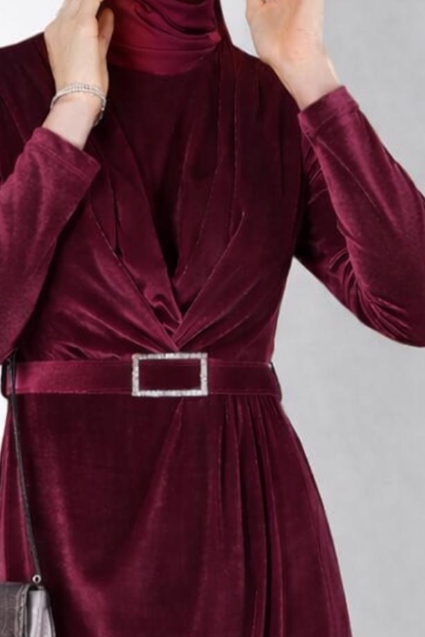 Tesettür giyim BORDO ALVİNA KEMERLİ KADİFE ABİYE ELBİSE T 50282 - TRENDTESETTÜR